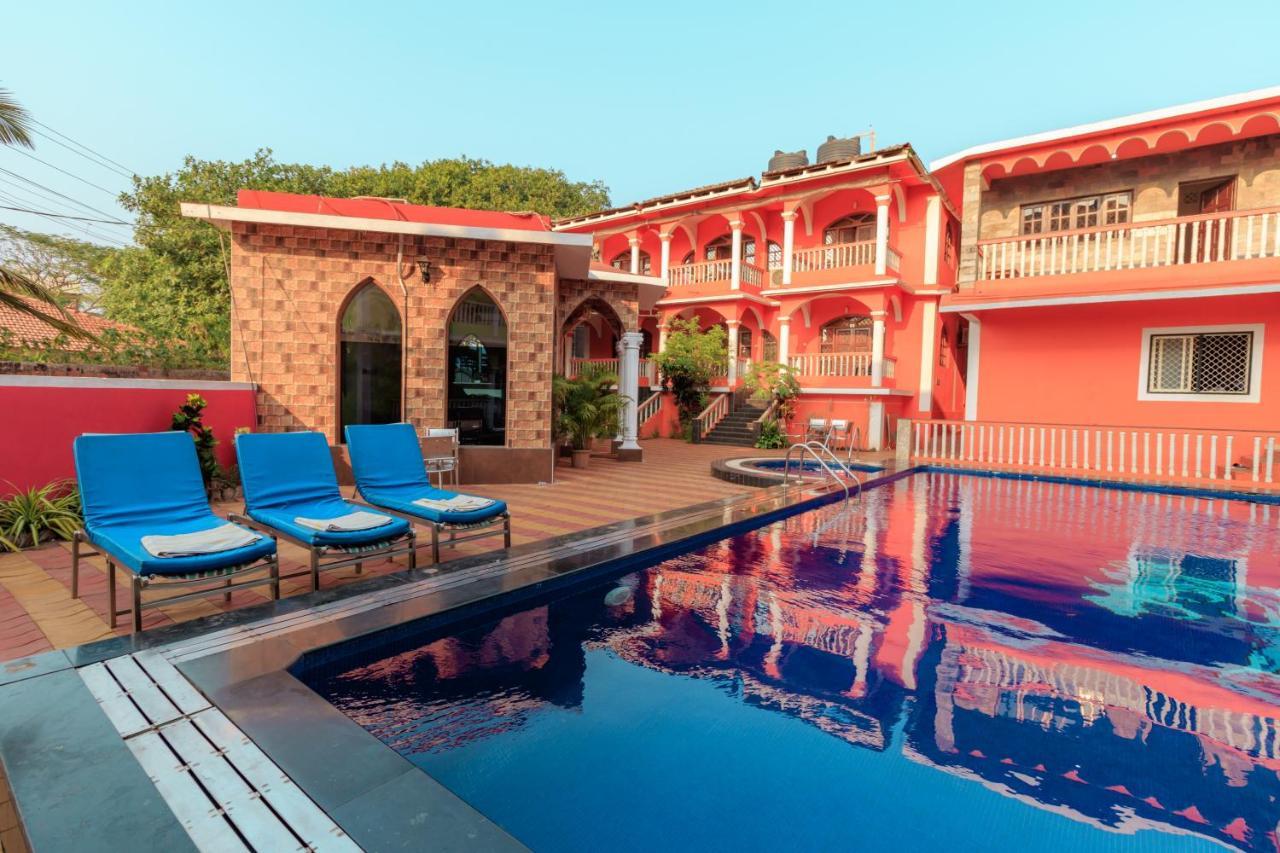 Larios Holidays Resort Baga